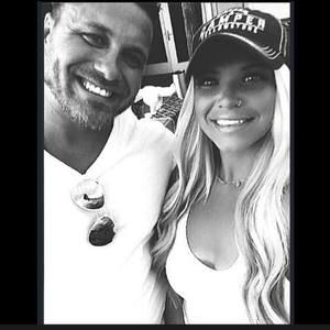 Meet your Posher, Corey